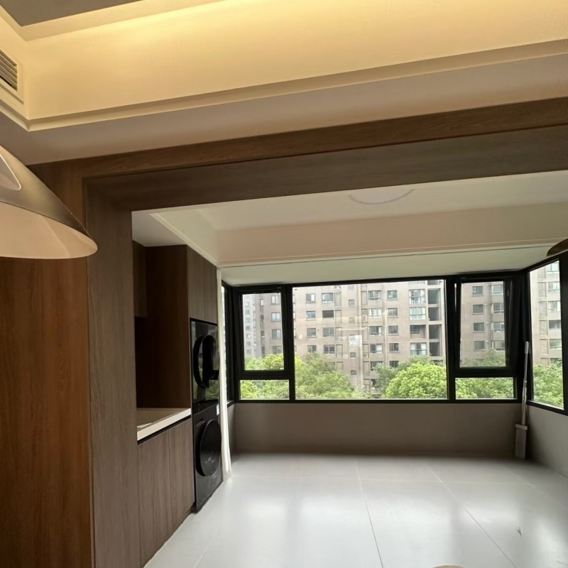 Strong and Sturdy Tempered Glass Casement Window with Thermal Insulation Performance 1.1W/ m2·K