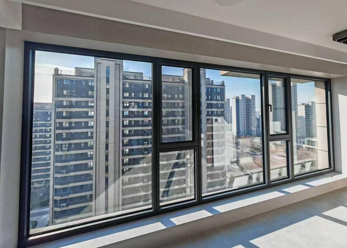 低保守性アルミカーメンテッド・ウィンドウ 5 年間の保証と 0.26 U-ファクター熱断裂設計